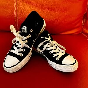 Converse All Star fish head low tops.